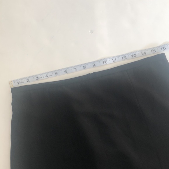 MICHELLE Skirt - Picture 10 of 15